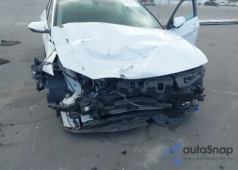 2021 Hyundai Elantra Limited z USA, uszkodzony, nr VIN 5NPLP4AG9MH019702